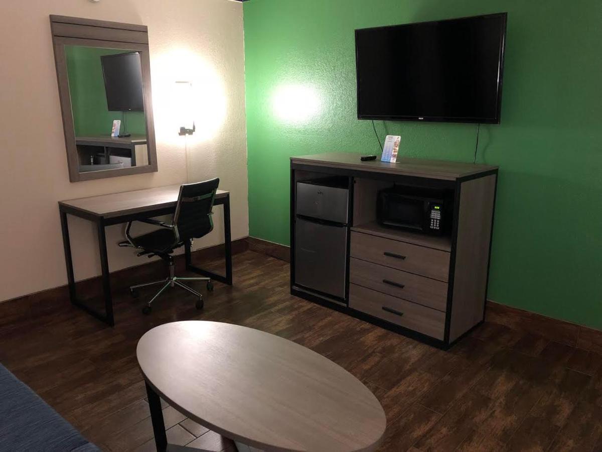 Travelers Inn And Suites Wharton Dış mekan fotoğraf